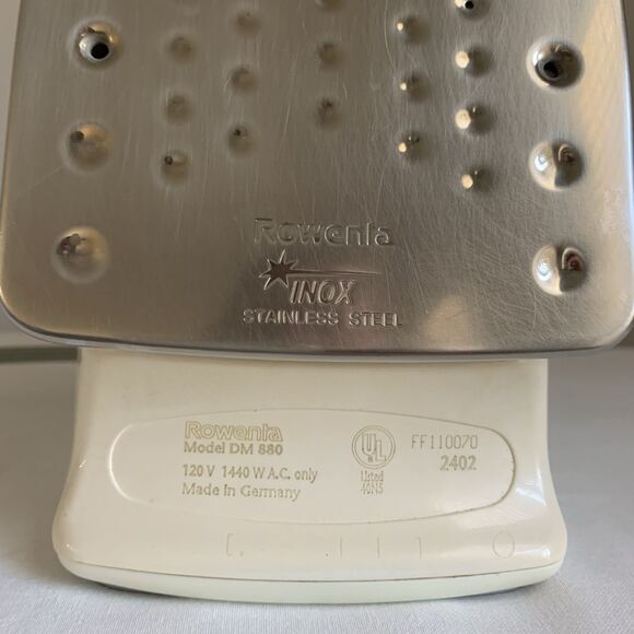 Rowenta Iron DM880  Professional Luxe Vertical Steam Stainless Self-Cleaning - Picture 5 of 7